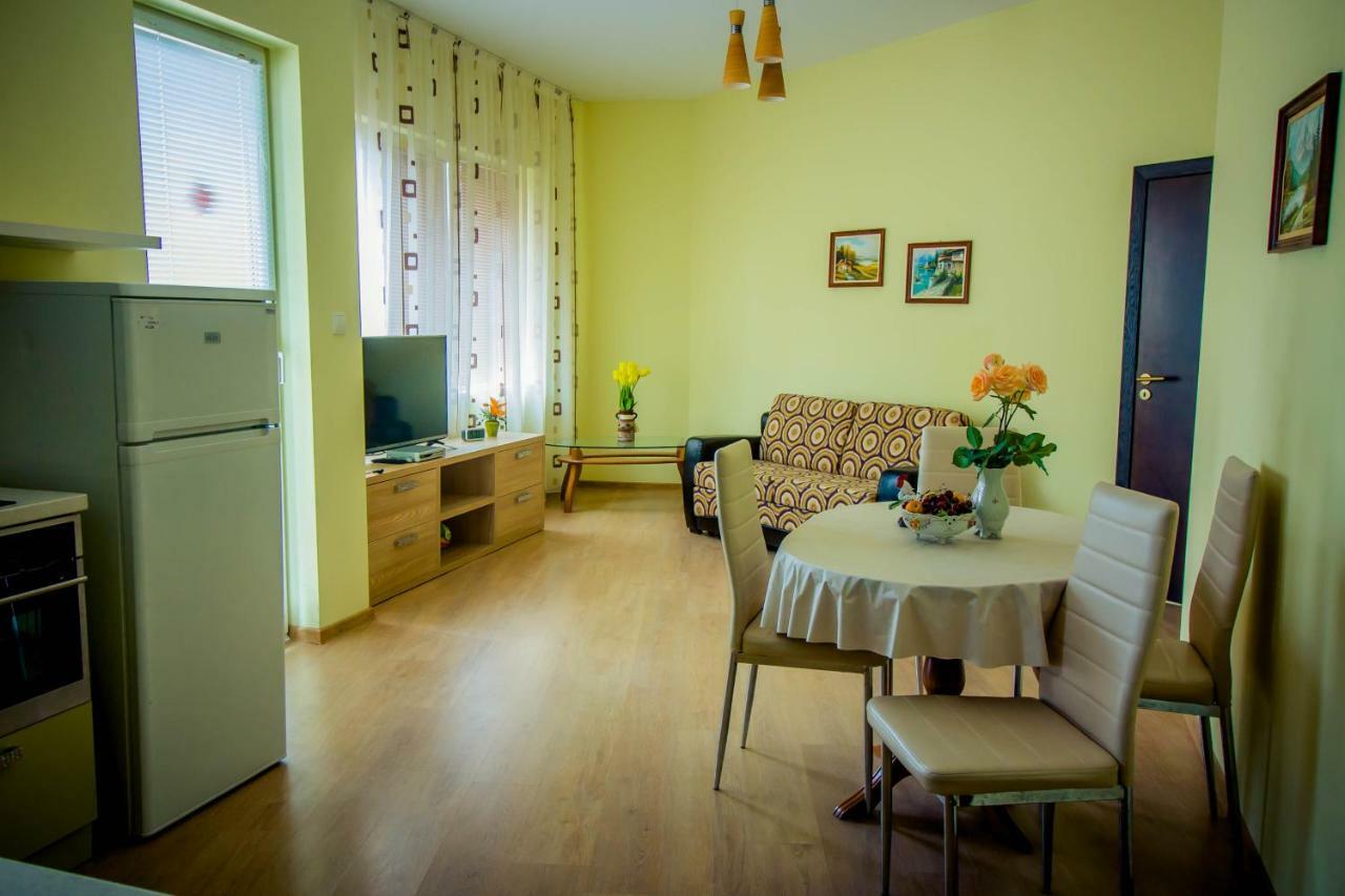 סנט קונסטנטין והלנה Apartcomplex Ritza מראה חיצוני תמונה